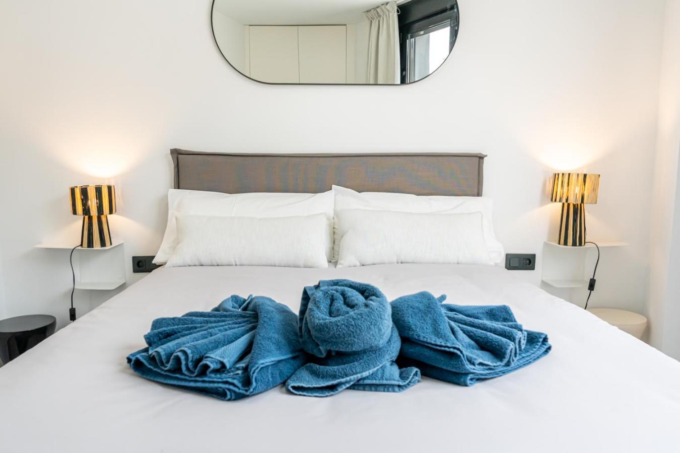 Modern Wave Escape Apartment With Private Parking And Rooftop Pool By Namaste Elite Torremolinos Buitenkant foto